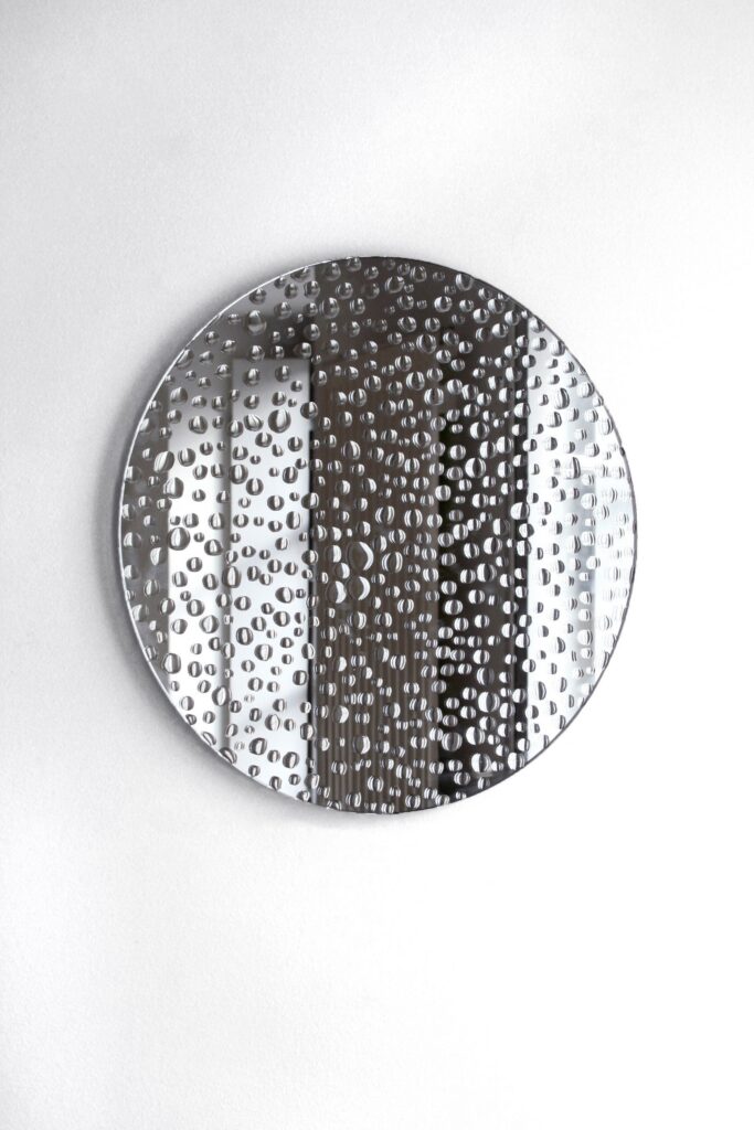 Round Minimal Wall Mirror