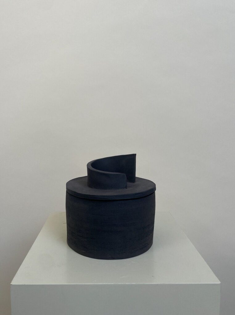 Handcrafted Sculptural Scented Candle